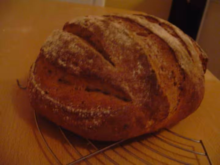 Pain de campagne aux figues