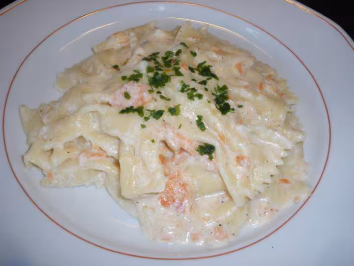 Farfalles au saumon