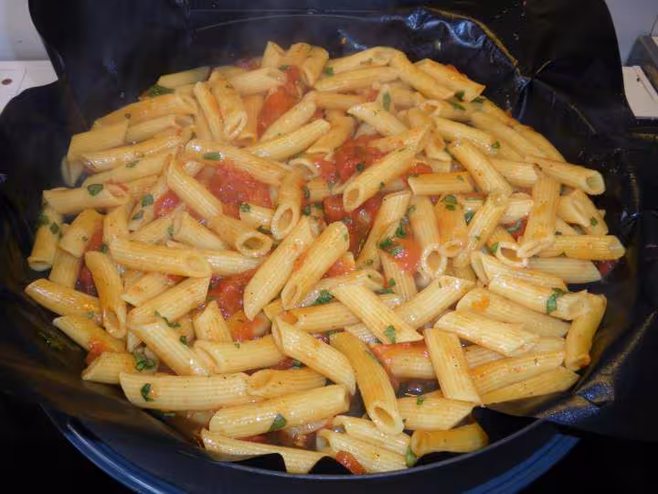 Pennes a la tomate