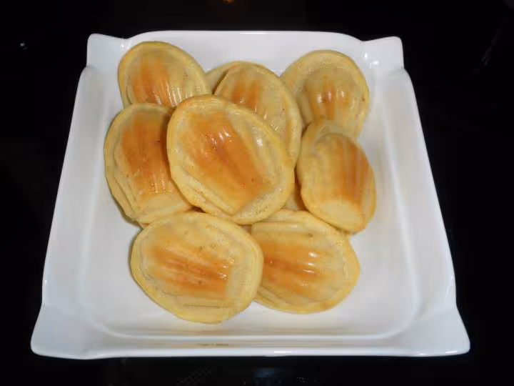 Petites madeleines aux ananas