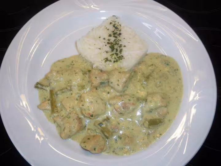 Poulet au curry vert