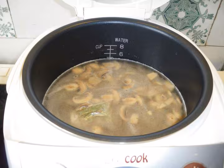 Soupe aux champignons