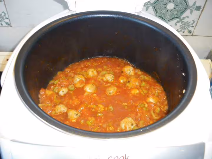 Soupe tomate aux boulettes