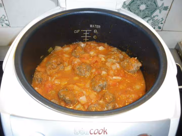 Steaks haches aux tomates