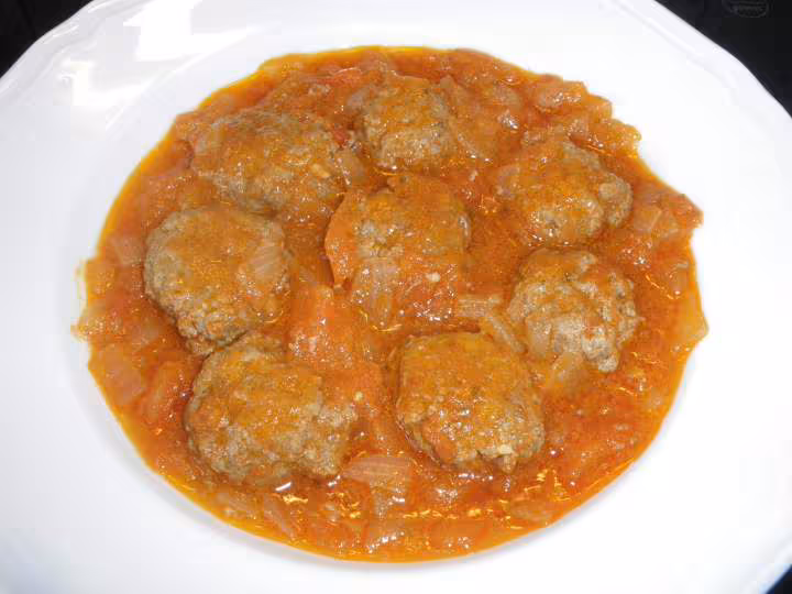 Steaks haches aux tomates