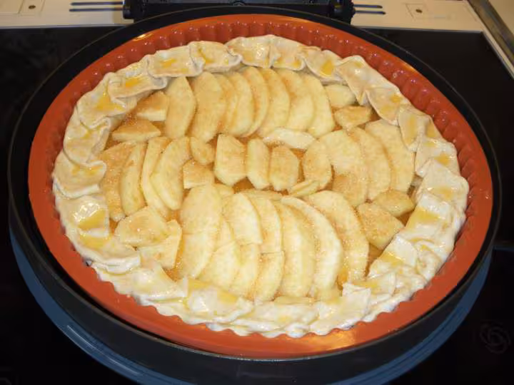 Tarte aux pommes abricotee