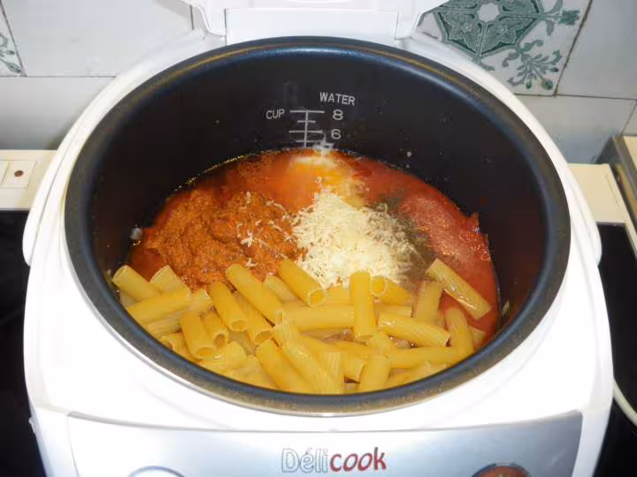 Tortiglioni au pesto rosso