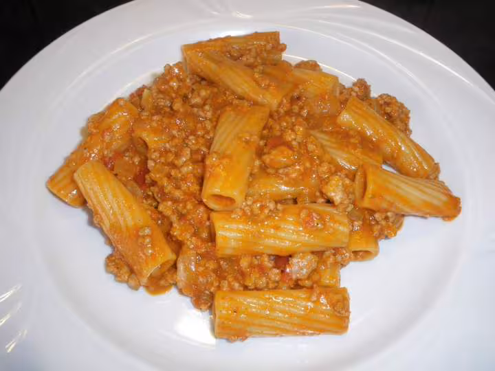 Tortiglioni au pesto rosso