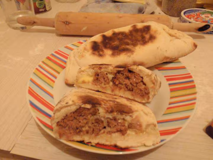 Cheese naan