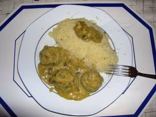 Boulettes de viande hachee sauce au curry