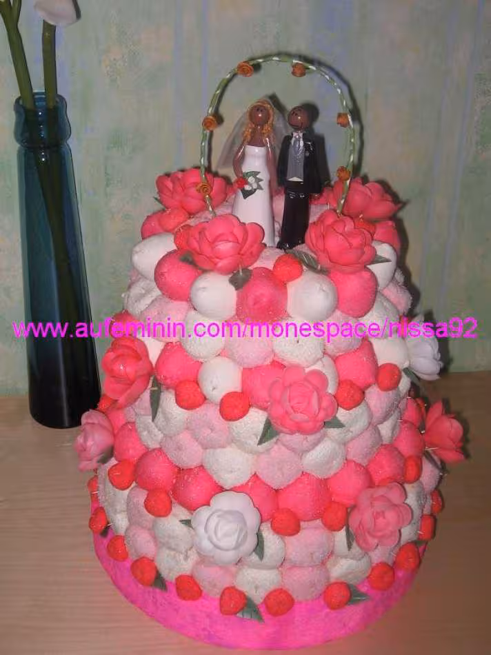 Pyramide mariage bonbon