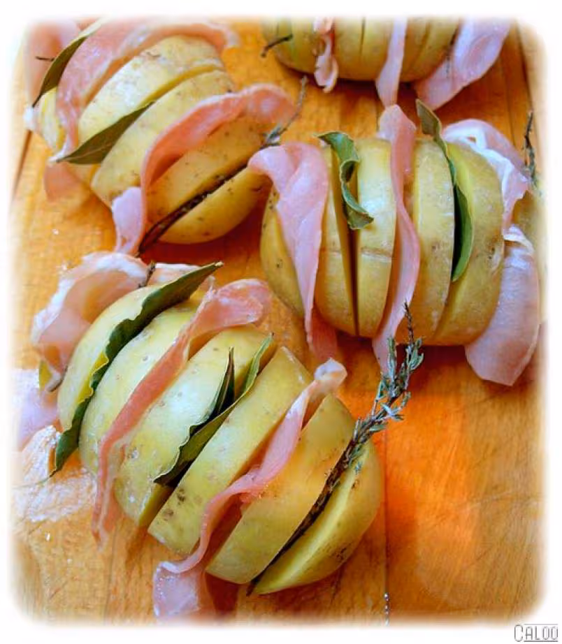 Bacon et herbes avant cuisson