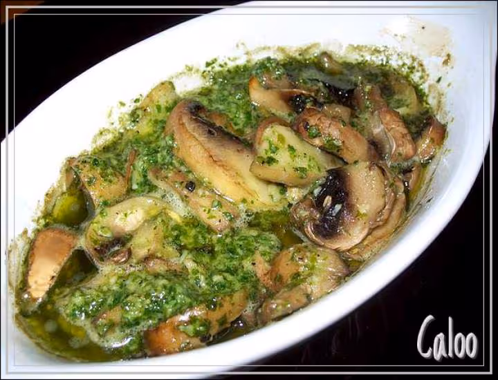 Cassolette de champignons au beurre d escargot