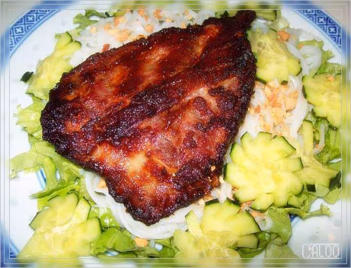 Coti de porc laque et bun