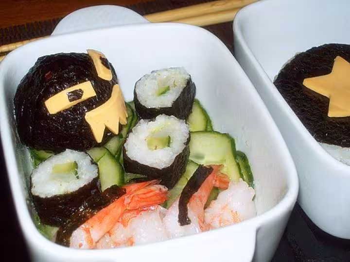 Le monstre et ses mini sushis