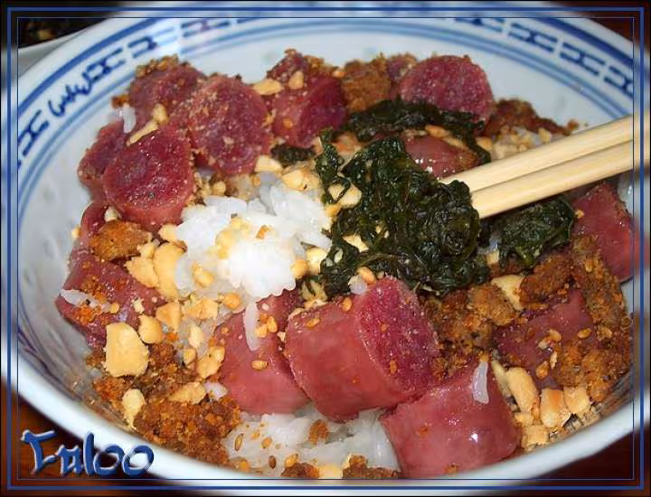 Riz gluant saucisses chinoises et epinards