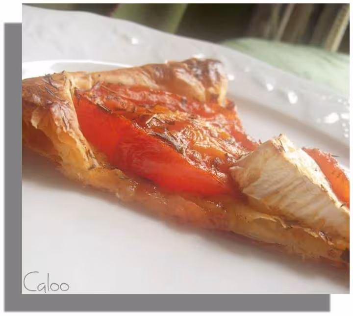 Tarte a la tomate et au camembert