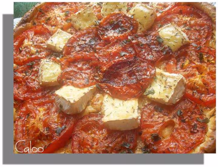 Tarte a la tomate et au camembert