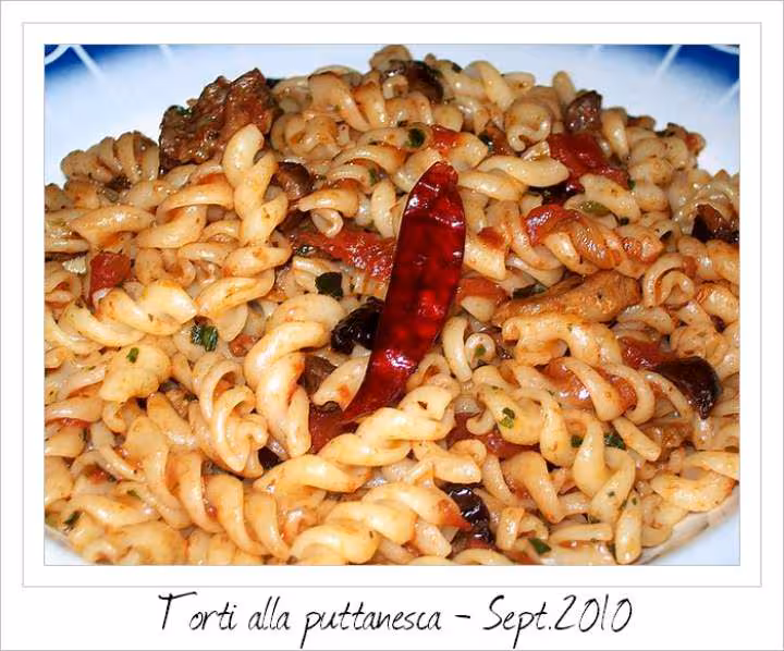 Torti alla puttanesca