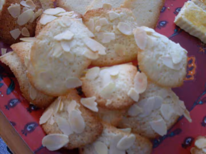 Tuiles au amades effiles