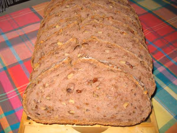 Pain campagnard aux noix