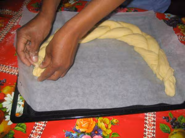 Tresser le pain au beurre
