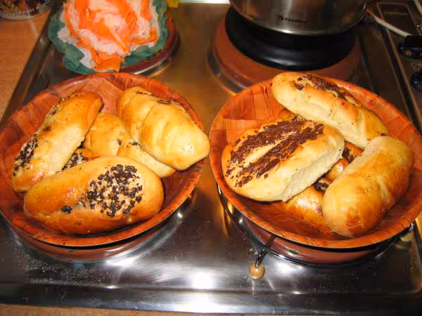 Pains au lait chocolat et pains au lait cho coco