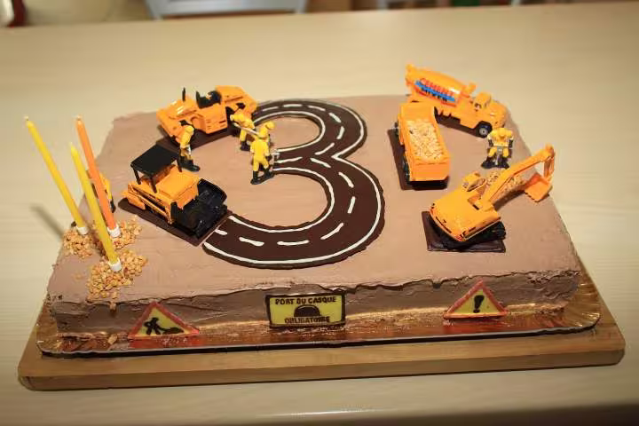 Gateau chantier vue dessus cote avant