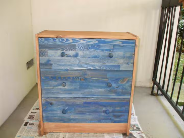 Commode 2