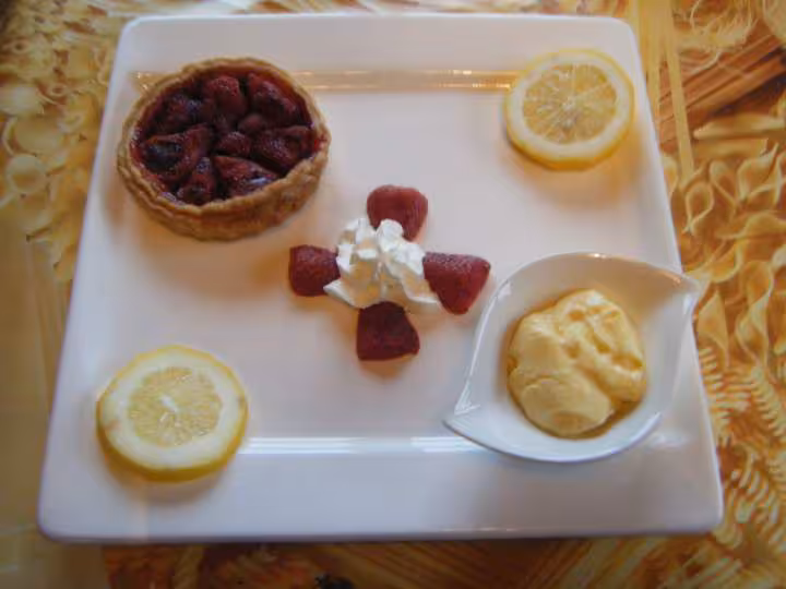 Tarte chaude au fraises et creme citron