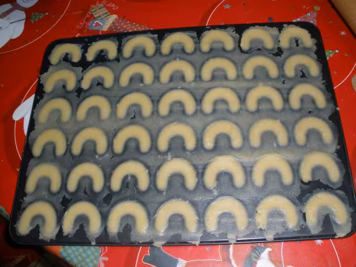 Croissants de lune vanille kipferl avant cuisson