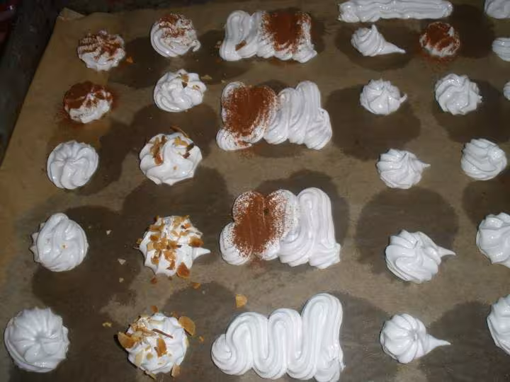 Meringues avant cuisson
