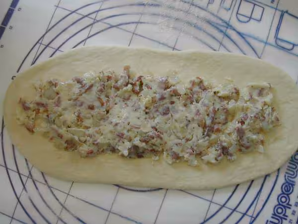 Preparation pain aux lardons