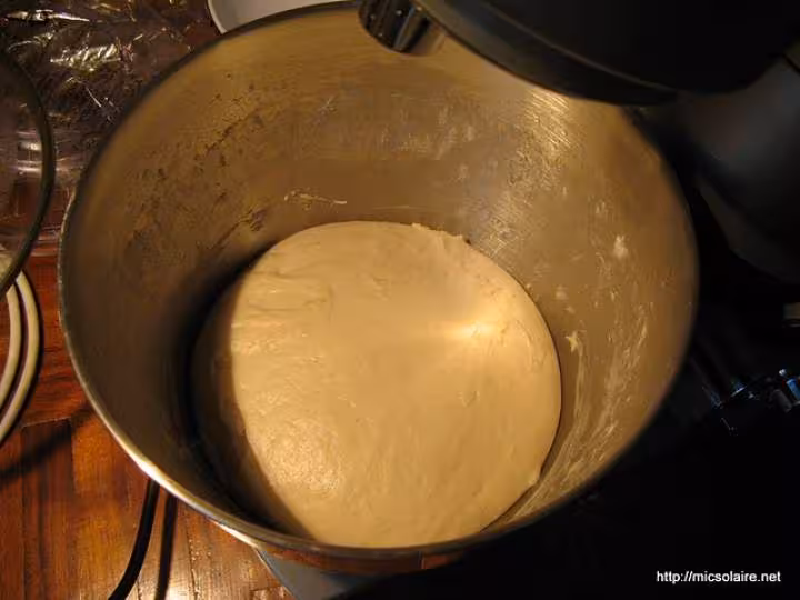 Baguettes t55 sur poolish au robot