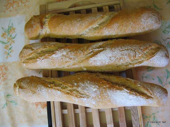 Pain au son