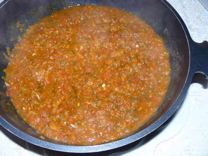 Boulettes de viande hachee aux tomates