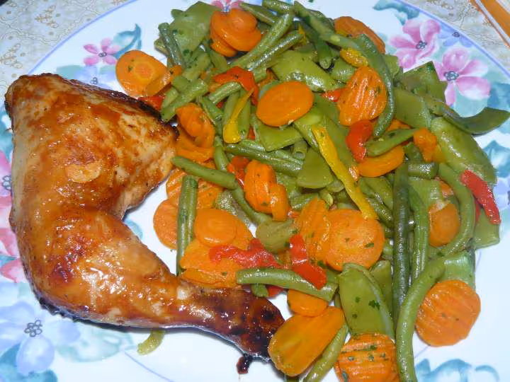 Cuisses de poulet miel citron et ses petits legumes