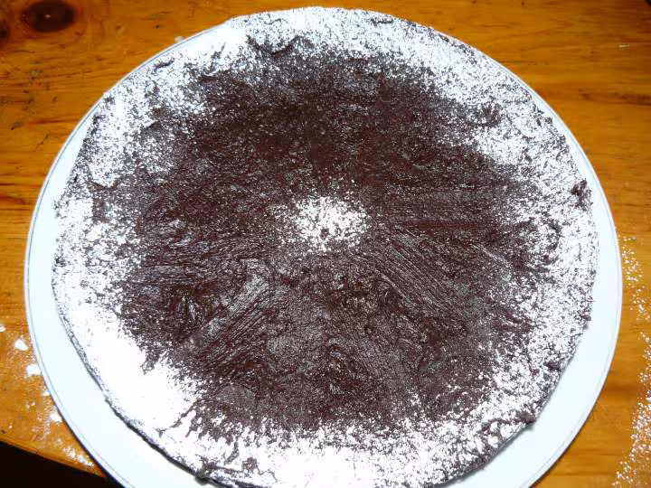 Fondant au chocolat et poudre de noisettes