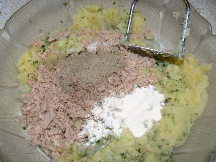 Galette de pommes de terre au thon
