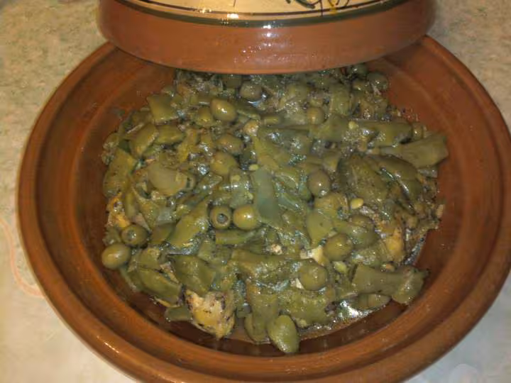Tajine de poulet aux haricots plats