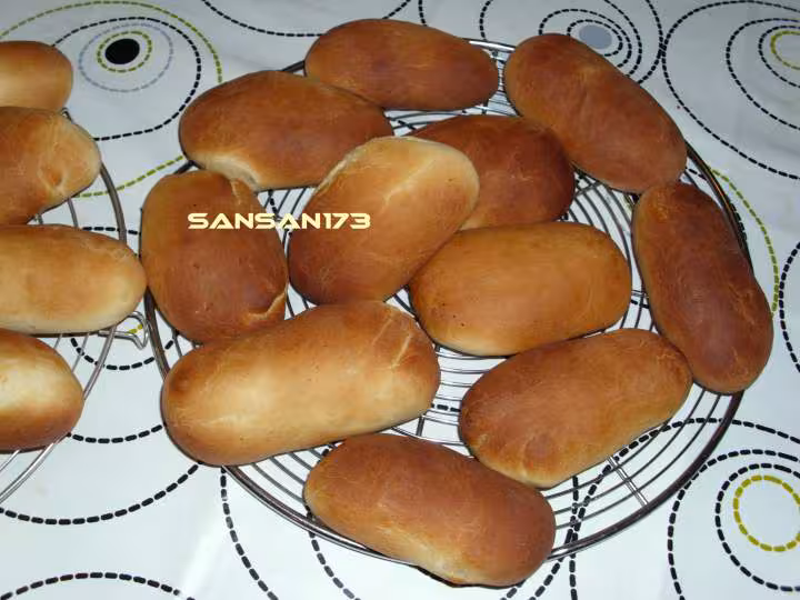 Pains au lait