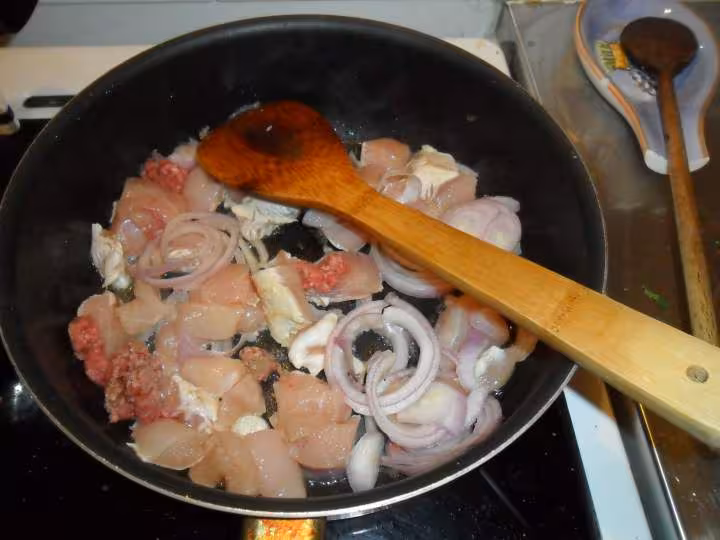 Plat thai