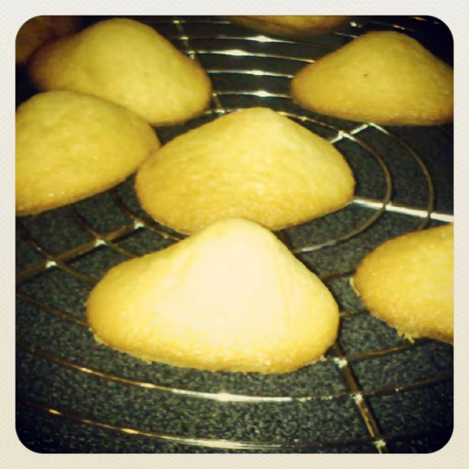 Madeleines bossues