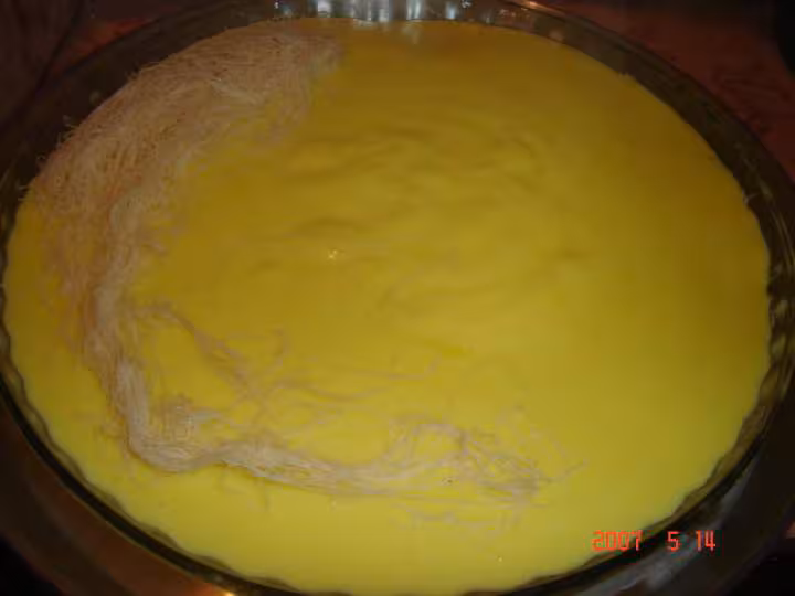 Garniture de konafa au centre