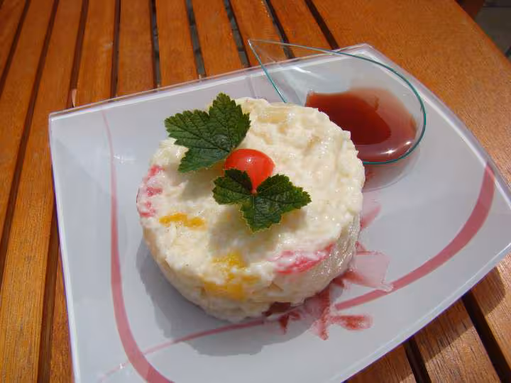 Riz a l imperatrice au coulis de framboise