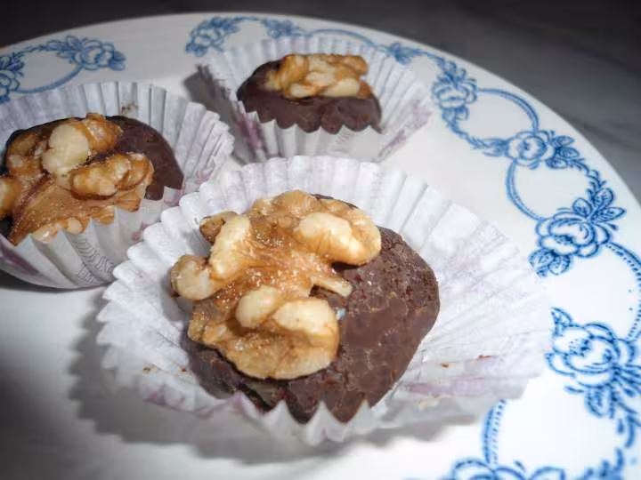 Bouchees aux noix