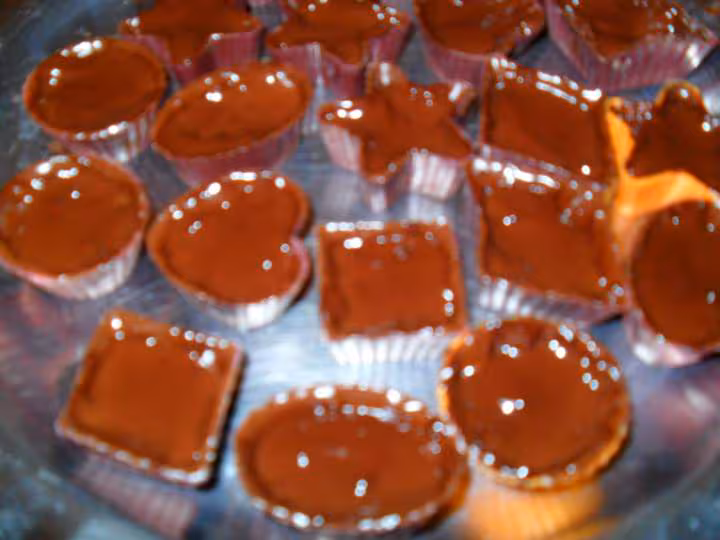Chocolat noir et noisettes