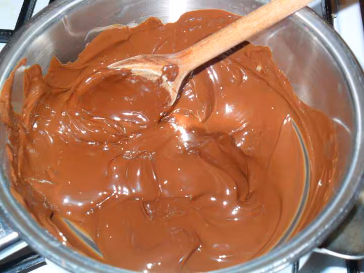 Petits chocolats maison les bases
