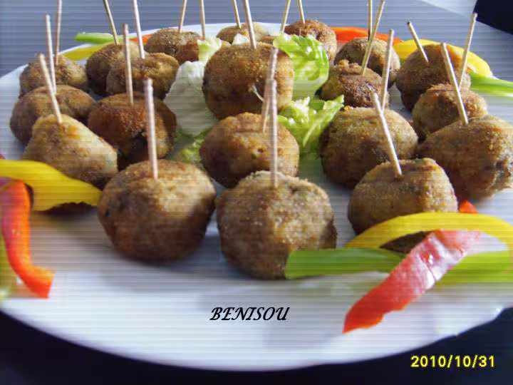 Boulettes de viande hachee au couscous
