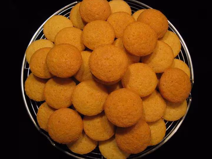 Petits gateaux a la noix de coco